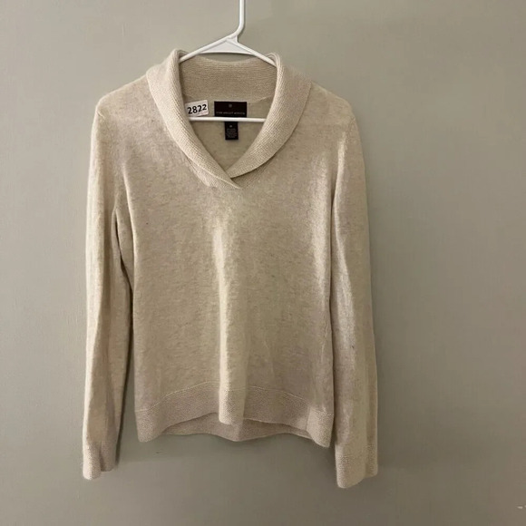 Fenn Wright Manson Womens Ivory Pullover Sweater Medium Knitted Angora Wool - Picture 4 of 7